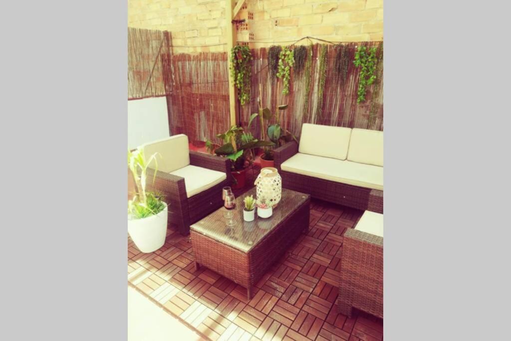 M3 Terrace. Cool Apartment 15 Min Center By Metro Esplugues de Llobregat Εξωτερικό φωτογραφία