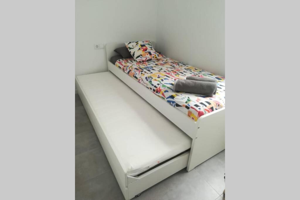 M3 Terrace. Cool Apartment 15 Min Center By Metro Esplugues de Llobregat Εξωτερικό φωτογραφία